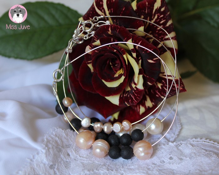 Silver_Pearls_Black_Lava_Bracelet_3