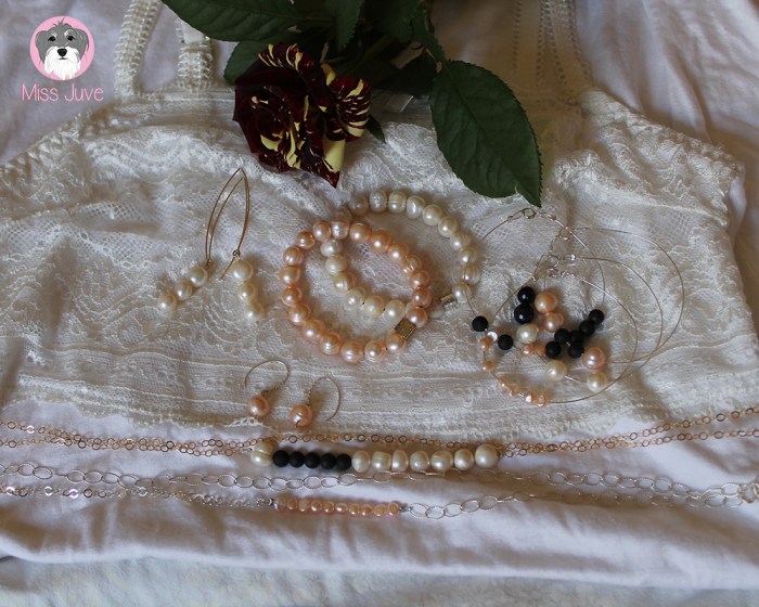 Silver_Pearls_Black_Lava_Bracelet_4